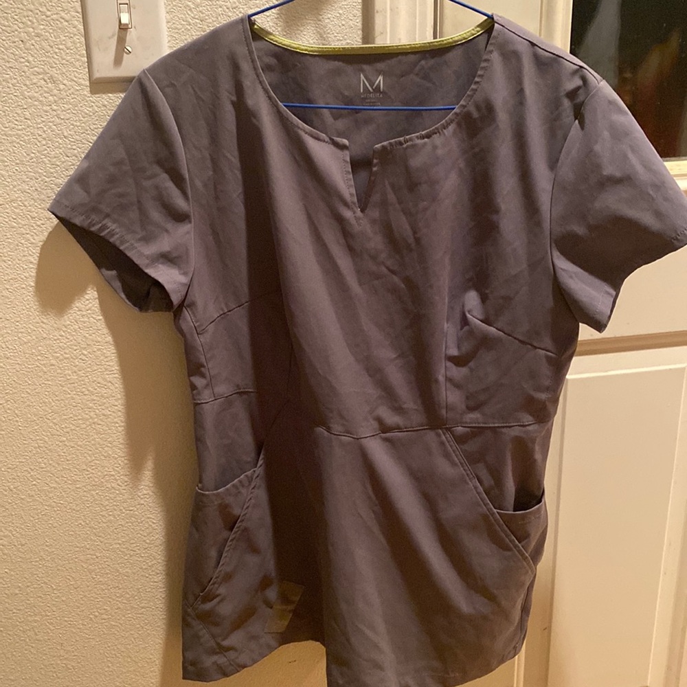 Medelita gray horizon scrub top, worn twice